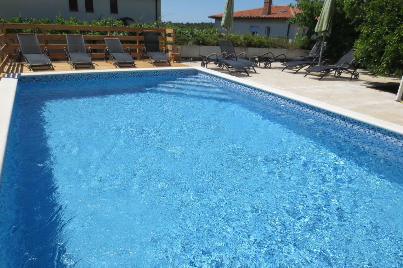 Apartment Petrinic V Pula Dış mekan fotoğraf